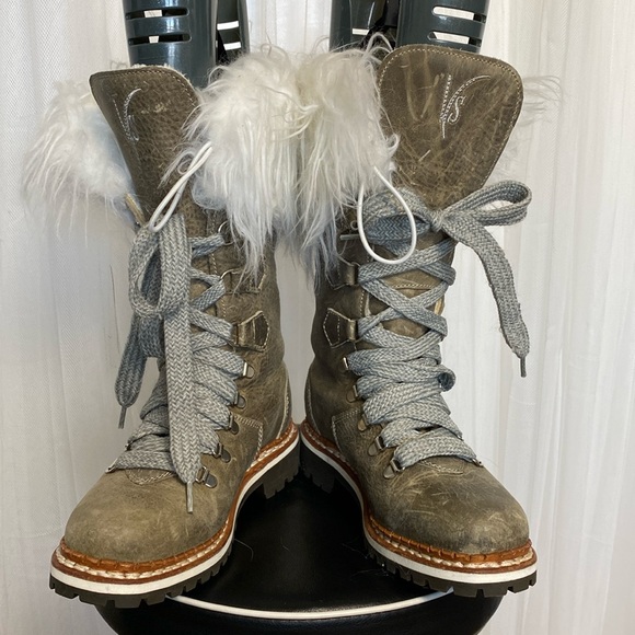 Ventesima Strada Shoes - NEW!!! Women’s Lace up Boots, Combat, Winter Faux fur! Fully lined Size 7
